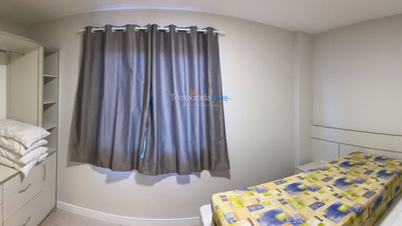 Apartamento para aluguel de temporada em Itapema (Centro)