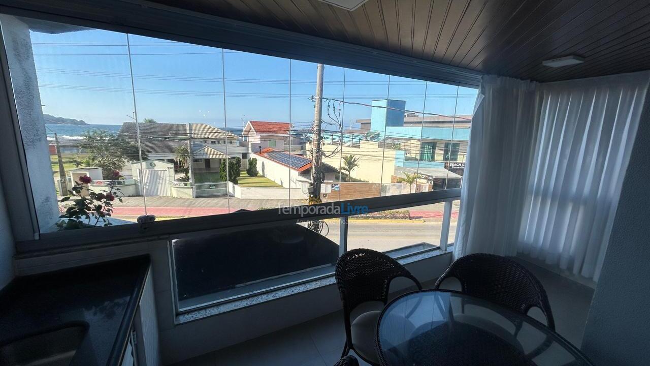 Apartamento para aluguel de temporada em Bombinhas (Praia de Bombas)