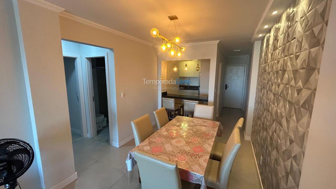Apartamento para aluguel de temporada em Bombinhas (Praia de Bombas)