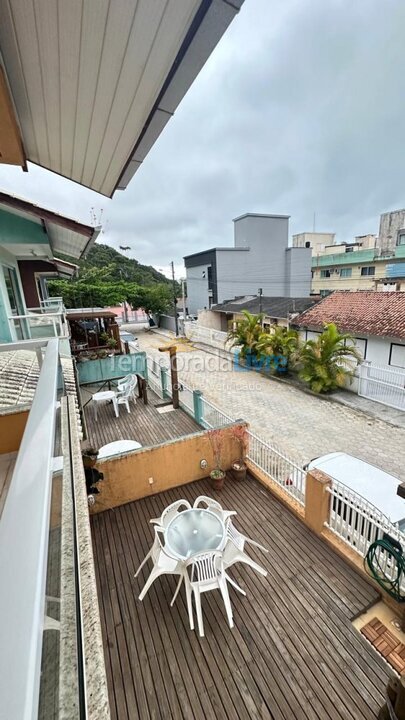 Casa para aluguel de temporada em Bombinhas (Praia da Conceição)