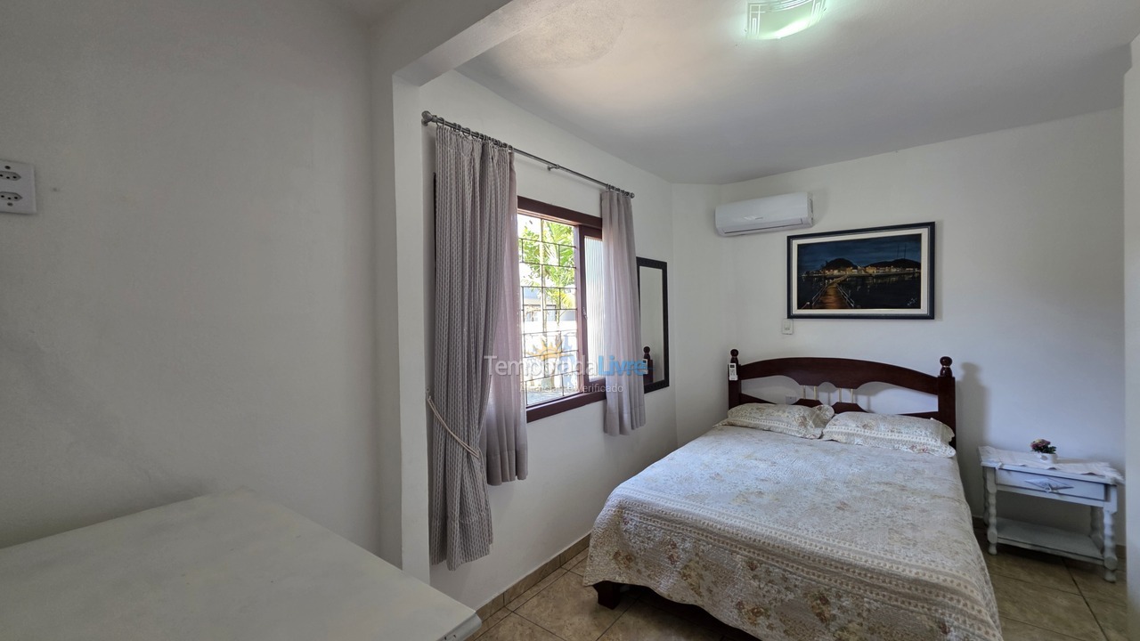 Casa para aluguel de temporada em São Francisco do Sul (Itaguaçu)