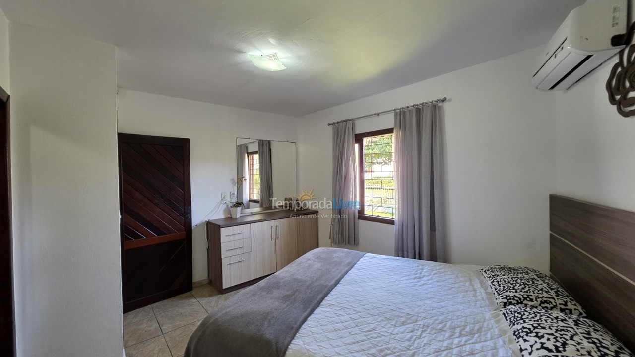 Casa para aluguel de temporada em São Francisco do Sul (Itaguaçu)