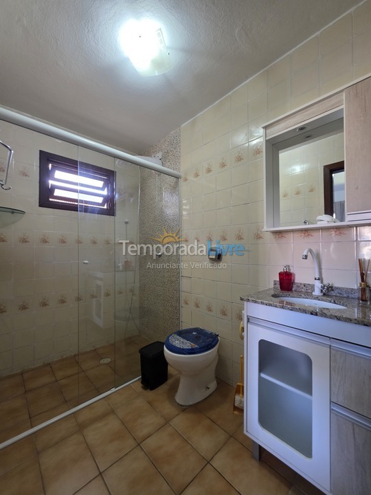 Casa para aluguel de temporada em São Francisco do Sul (Itaguaçu)