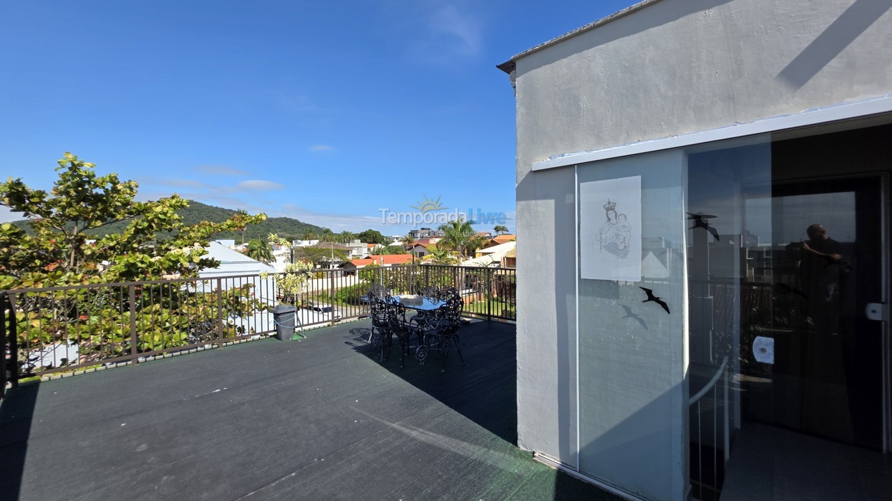 Casa para aluguel de temporada em São Francisco do Sul (Itaguaçu)