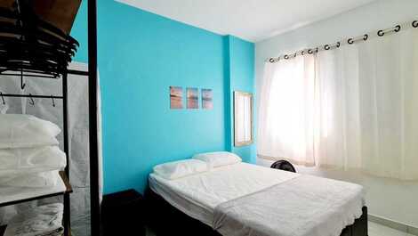 Apartamento con piscina disponible, con vistas al mar y balcón gourmet.