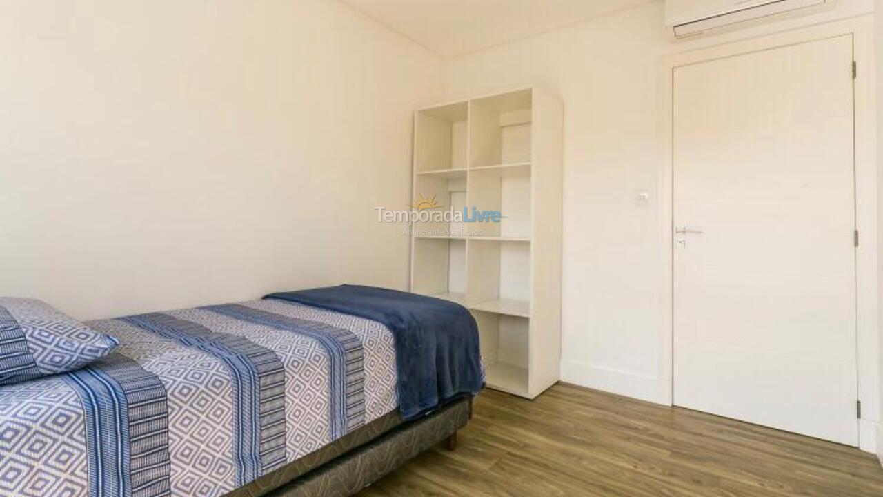 Casa para aluguel de temporada em Bombinhas (Canto Grande)