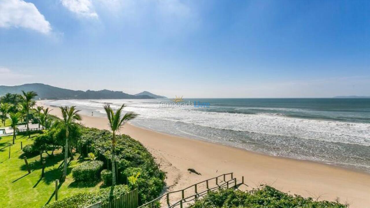 Casa para aluguel de temporada em Bombinhas (Canto Grande)