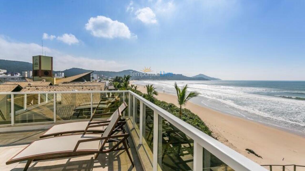Casa para aluguel de temporada em Bombinhas (Canto Grande)
