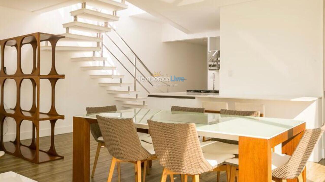 Casa para aluguel de temporada em Bombinhas (Canto Grande)