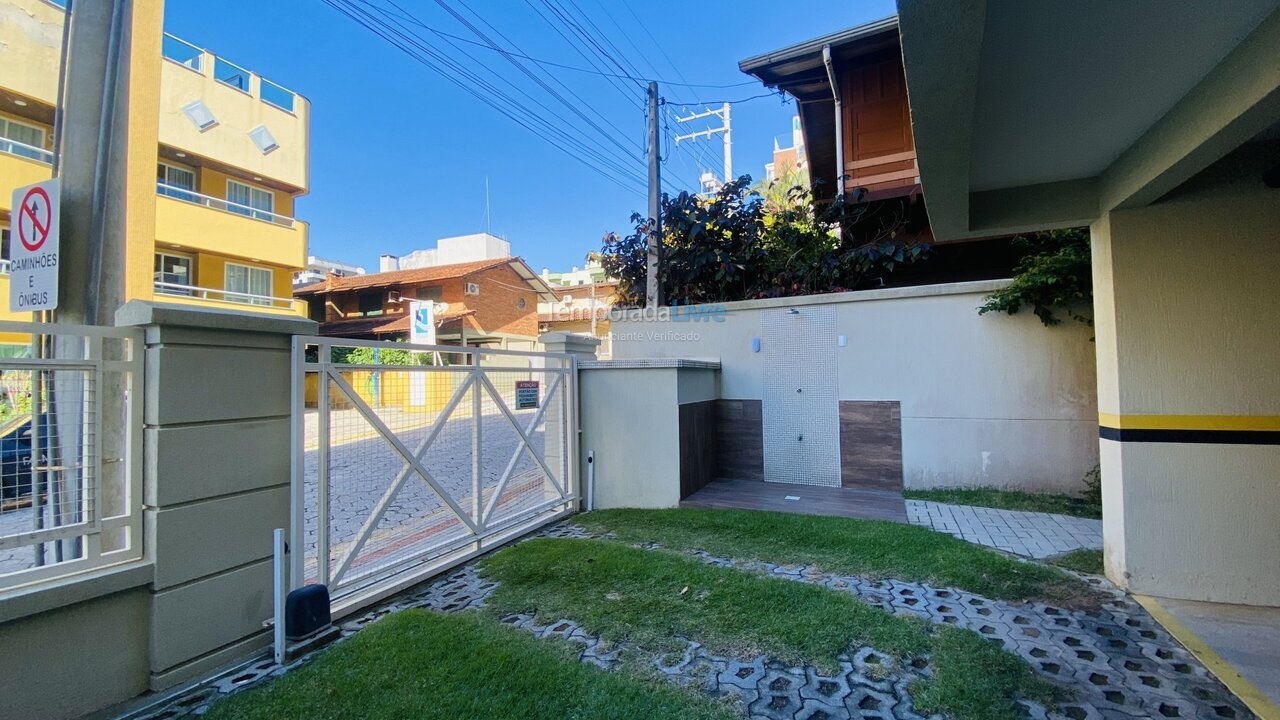 Apartamento para aluguel de temporada em Bombinhas (Praia de Bombas)