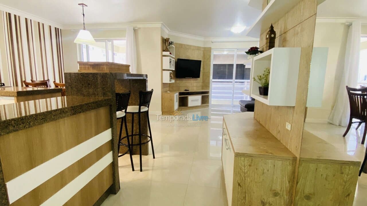 Apartamento para aluguel de temporada em Bombinhas (Praia de Bombas)