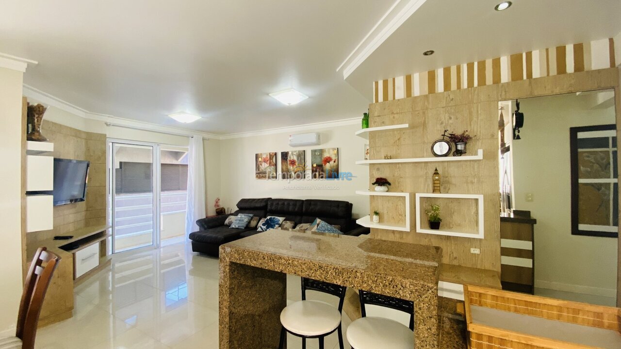 Apartamento para aluguel de temporada em Bombinhas (Praia de Bombas)