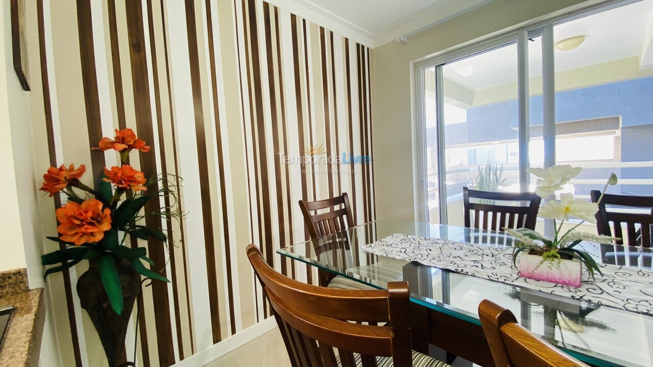 Apartamento para aluguel de temporada em Bombinhas (Praia de Bombas)