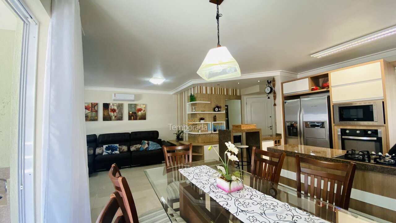 Apartamento para aluguel de temporada em Bombinhas (Praia de Bombas)