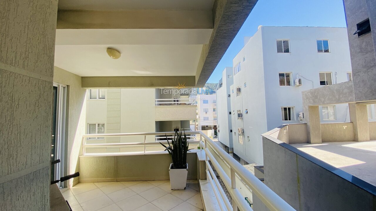 Apartamento para aluguel de temporada em Bombinhas (Praia de Bombas)