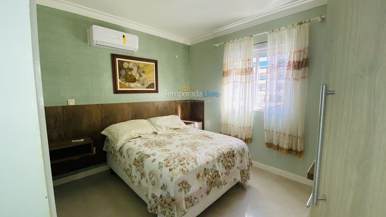 Apartamento para aluguel de temporada em Bombinhas (Praia de Bombas)