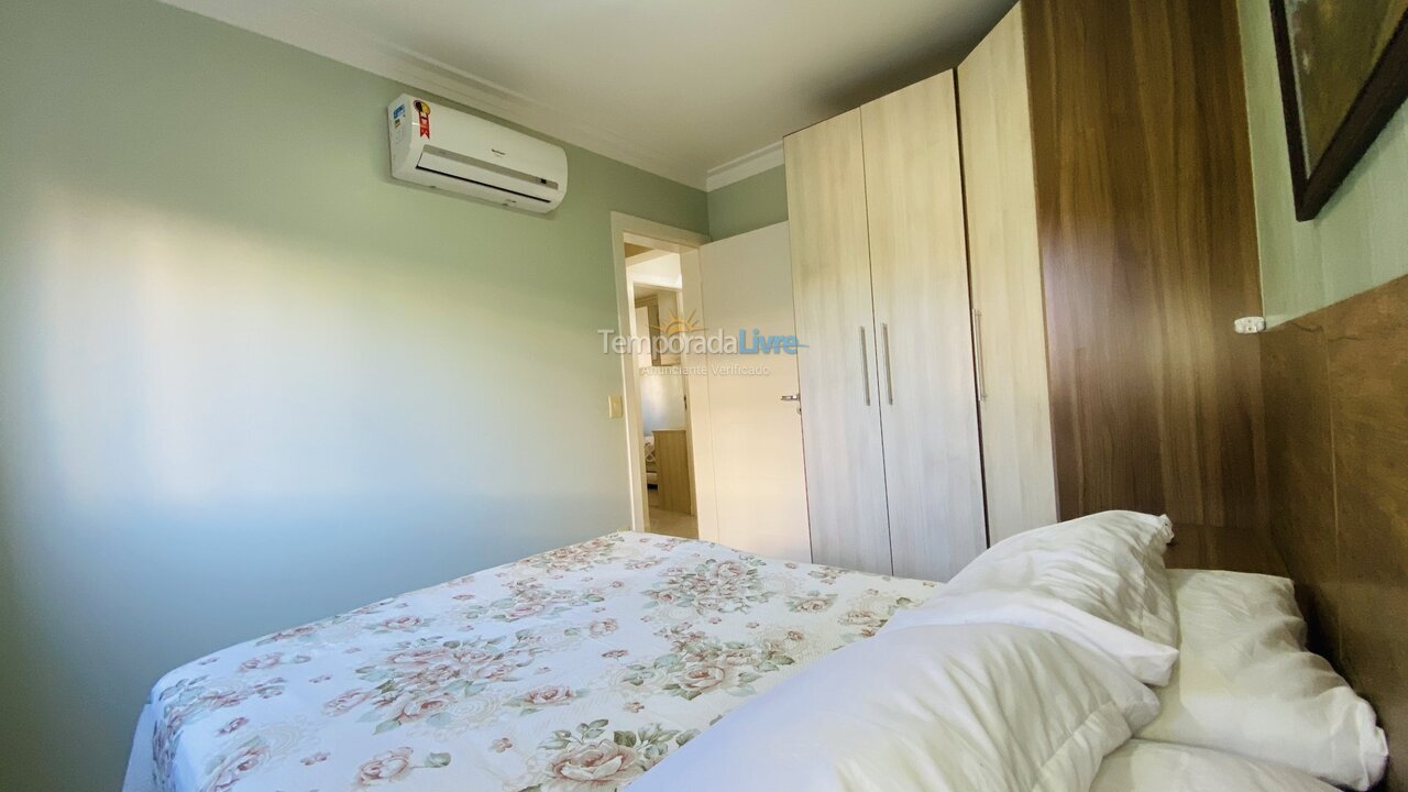 Apartamento para aluguel de temporada em Bombinhas (Praia de Bombas)