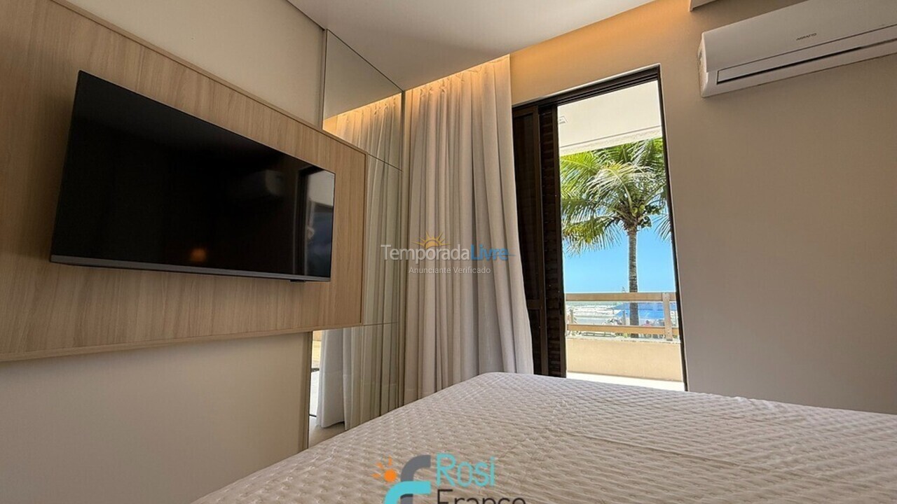 Apartamento para aluguel de temporada em Itapema (Meia Praia Frente Mar)