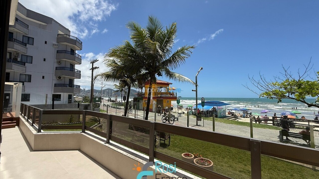 Apartamento para aluguel de temporada em Itapema (Meia Praia Frente Mar)