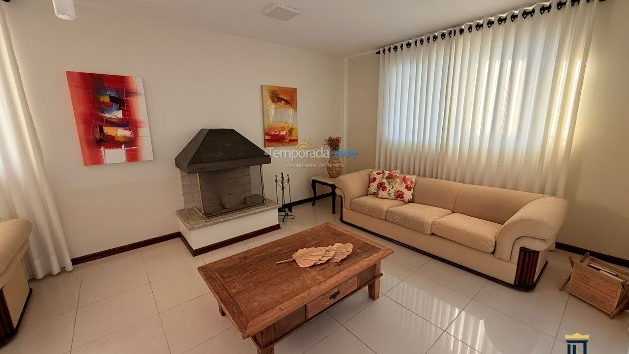 House for vacation rental in Florianopolis (Jurerê Internacional)