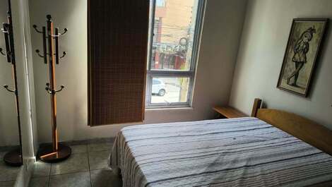 Apartamento de 3 quartos e 1 vaga na garagem no Centro de Cabo Frio/RJ
