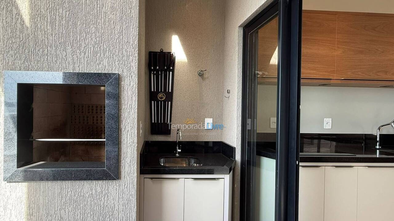 Apartamento para aluguel de temporada em Bombinhas (Mariscal)