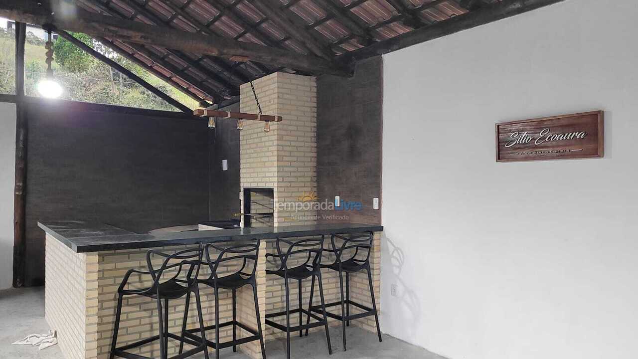 Chácara / sítio para aluguel de temporada em Duque de Caxias (Xerem)