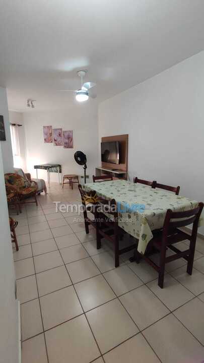 Apartamento para aluguel de temporada em Guarujá (Pitangueiras)