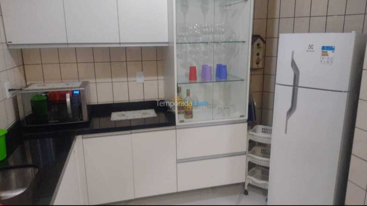 Apartment for vacation rental in Itapema (Centro)