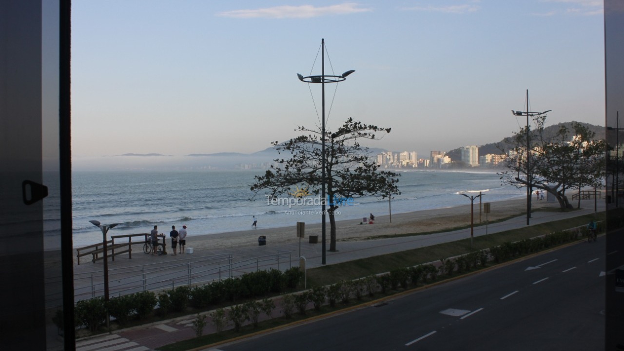 Apartamento para aluguel de temporada em Itapema (Centro)