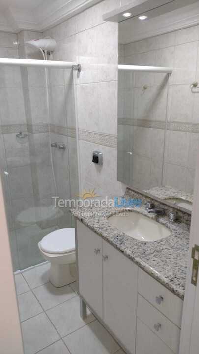 Apartamento para aluguel de temporada em Itapema (Centro)