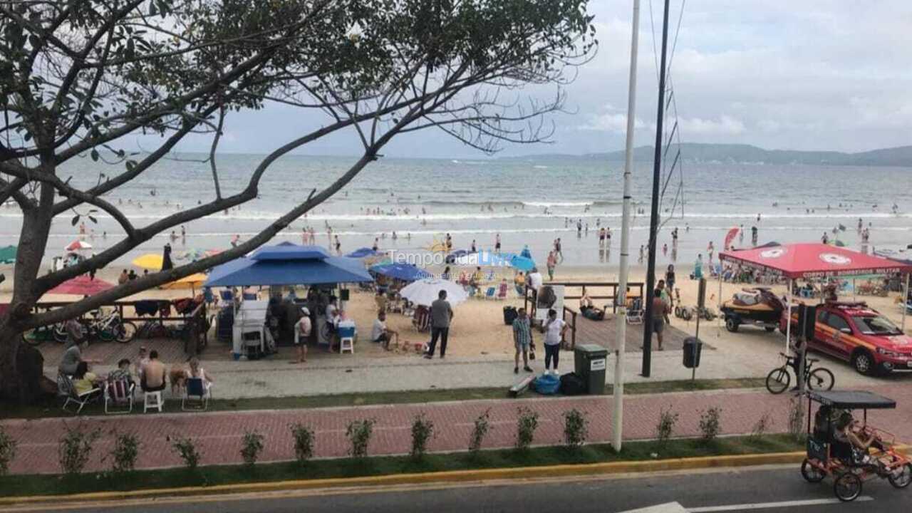 Apartamento para aluguel de temporada em Itapema (Centro)