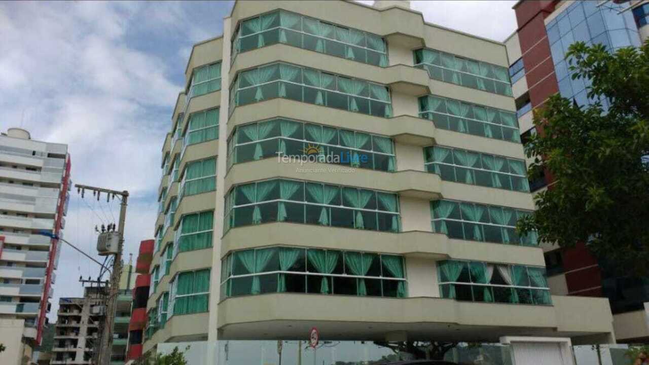 Apartamento para aluguel de temporada em Itapema (Centro)