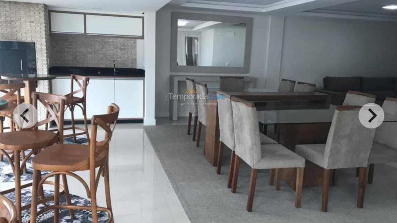 Apartamento para aluguel de temporada em Itapema (Centro)