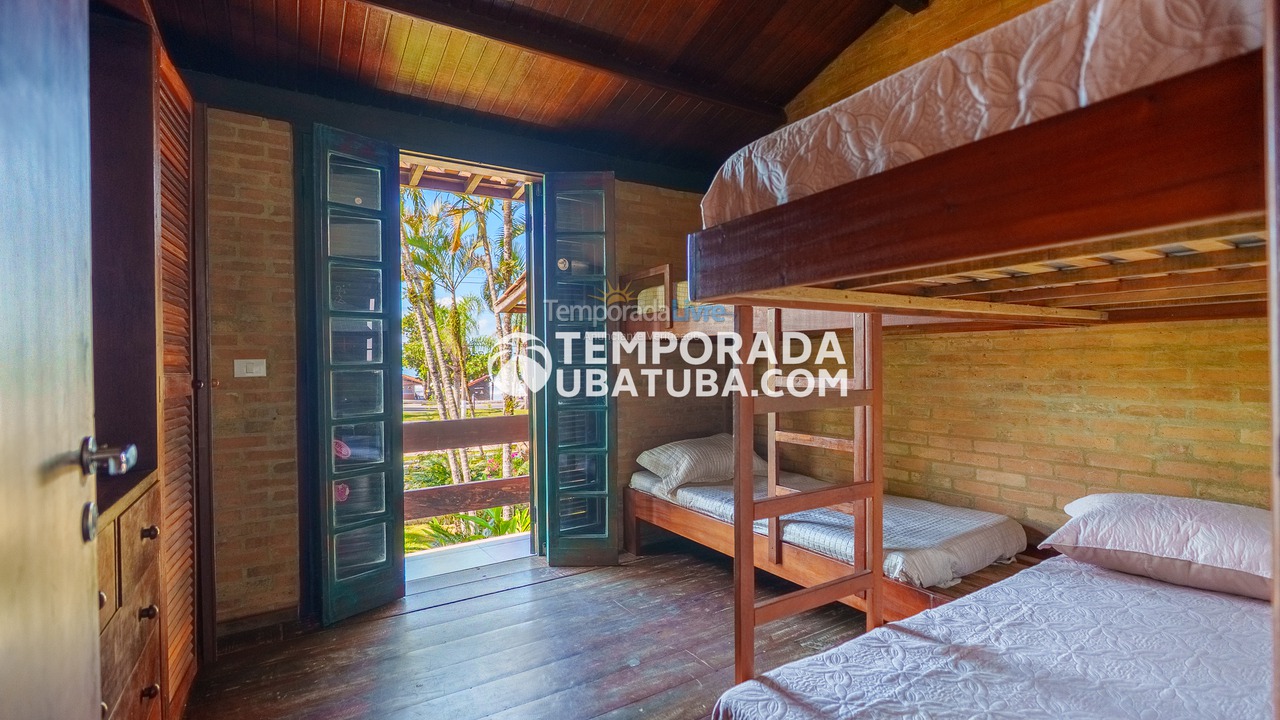 Casa para aluguel de temporada em Ubatuba (Praia Grande)