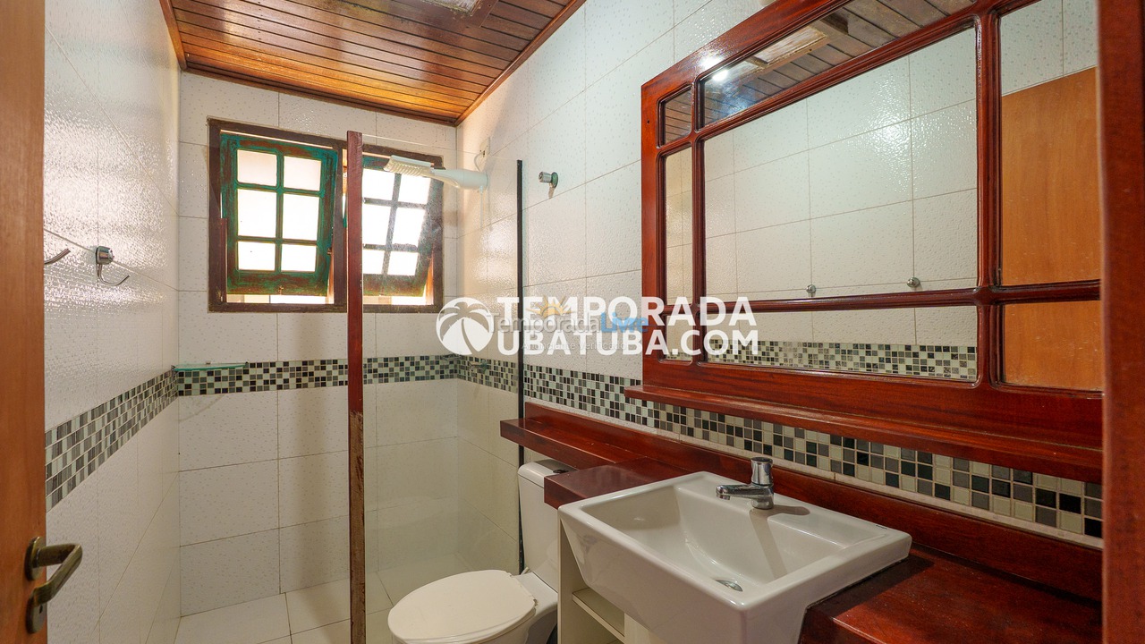 Casa para aluguel de temporada em Ubatuba (Praia Grande)