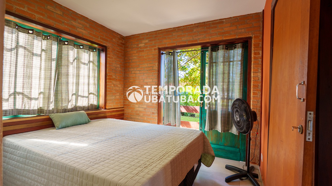 Casa para aluguel de temporada em Ubatuba (Praia Grande)