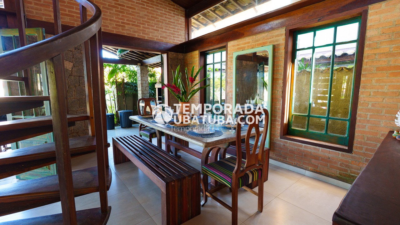 Casa para aluguel de temporada em Ubatuba (Praia Grande)
