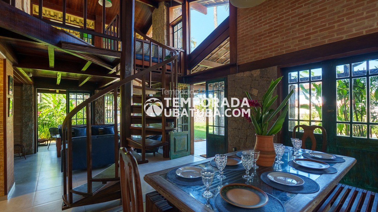 Casa para aluguel de temporada em Ubatuba (Praia Grande)