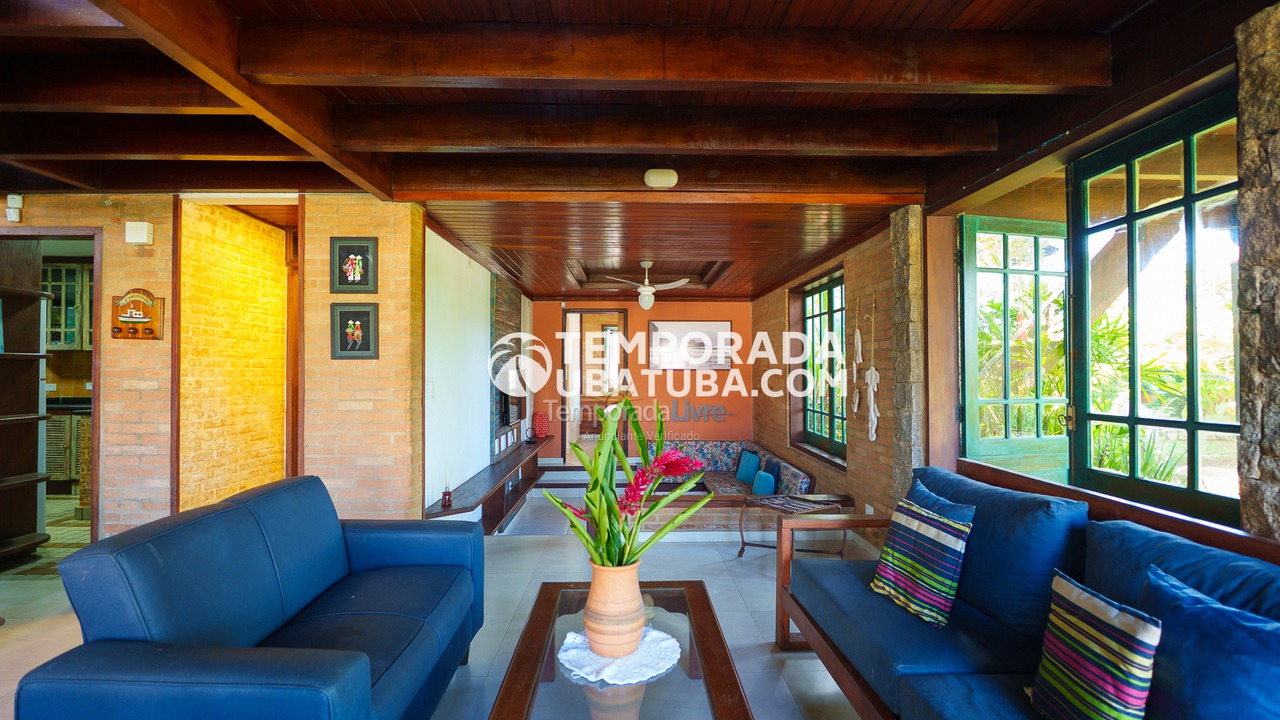 Casa para aluguel de temporada em Ubatuba (Praia Grande)