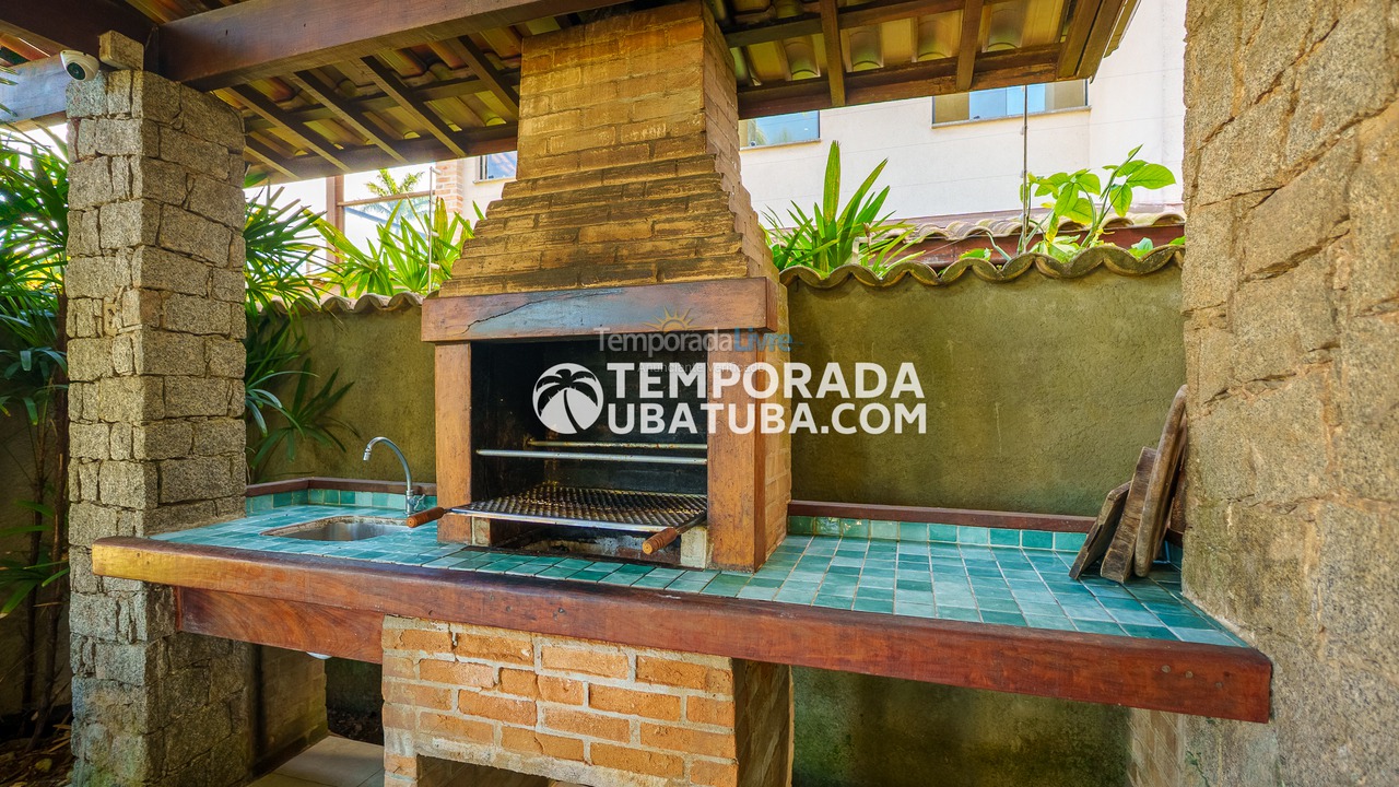 Casa para aluguel de temporada em Ubatuba (Praia Grande)
