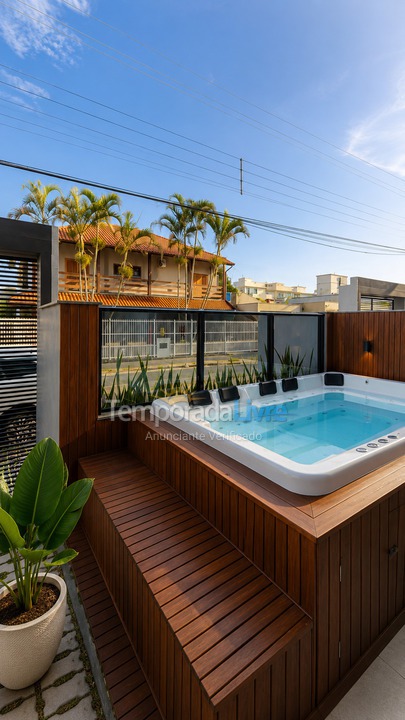 Apartment for vacation rental in Bombinhas (Canto Grande)