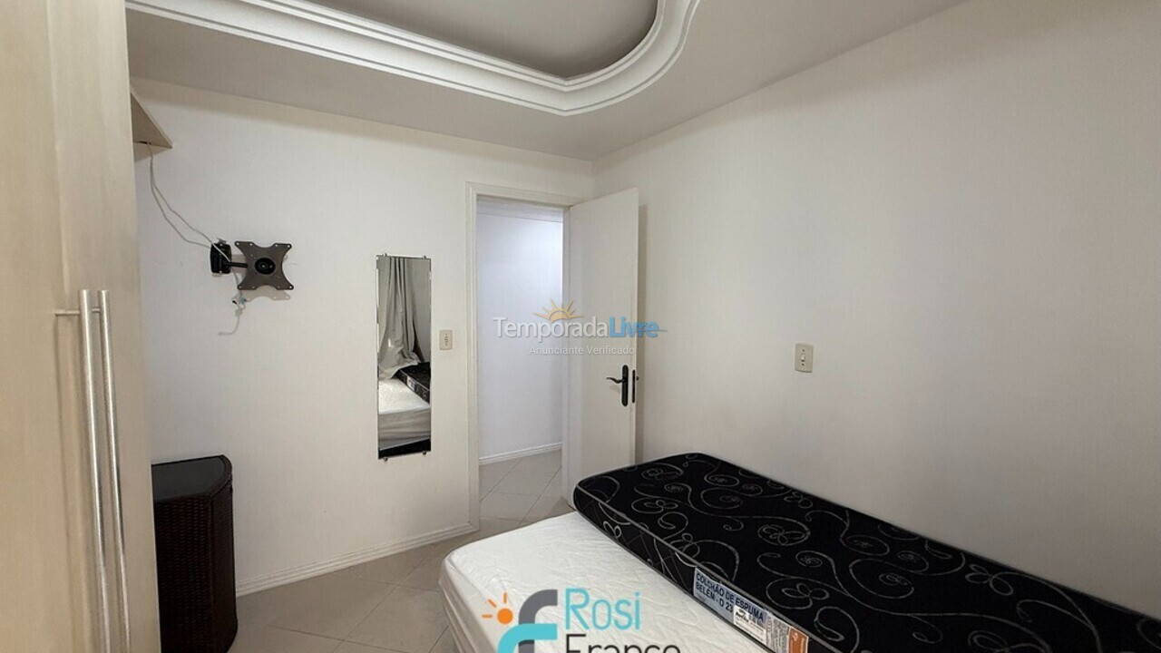 Apartamento para alquiler de vacaciones em Itapema (Meia Praia Frente Mar)