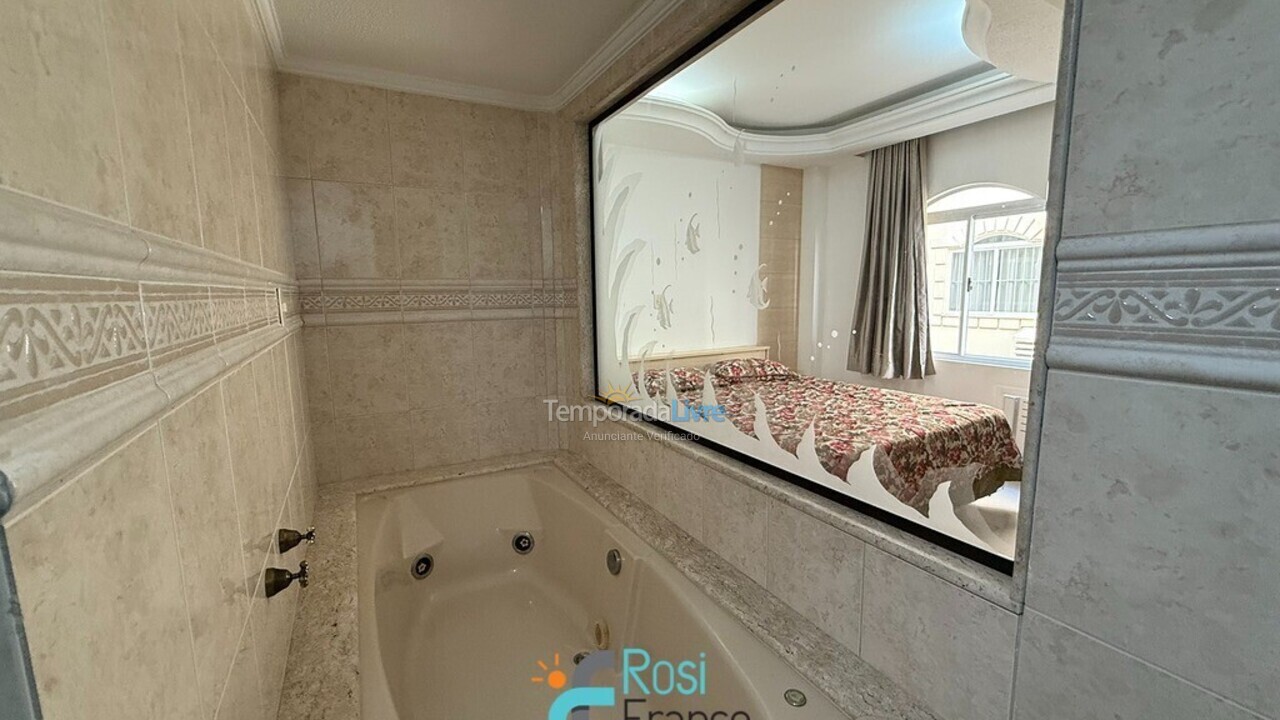 Apartamento para alquiler de vacaciones em Itapema (Meia Praia Frente Mar)