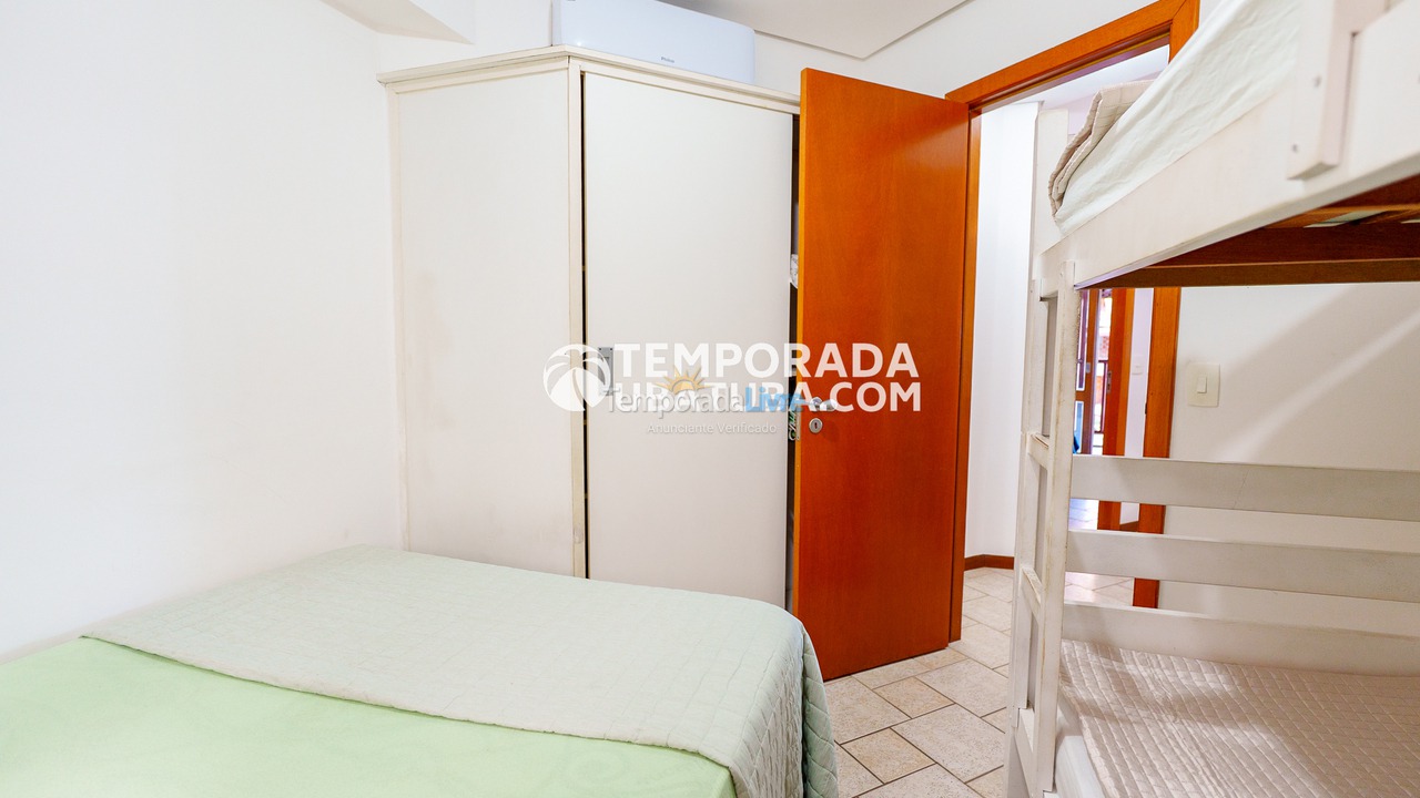 Apartamento para aluguel de temporada em Ubatuba (Praia Grande)