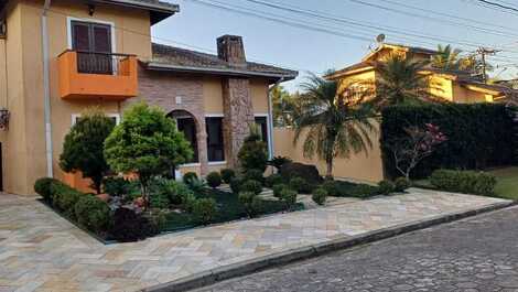 House for rent in Bertioga - Condominio Morada da Praia