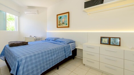 Hermoso apartamento en Praia Brava, a 100 metros del mar