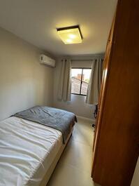 3 bedrooms, one of which is a suite.