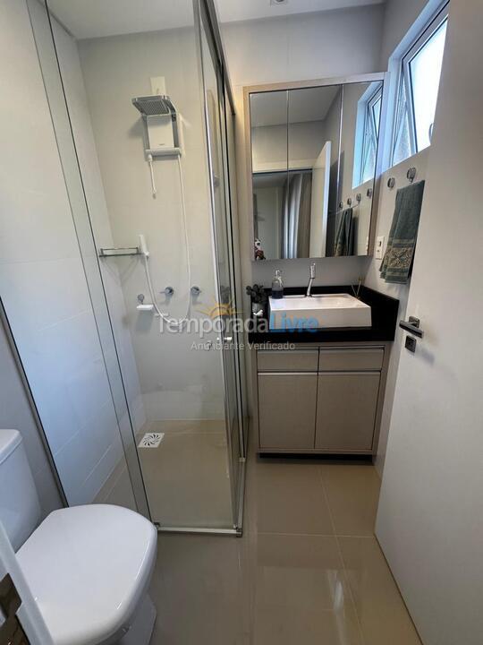 Apartamento para alquiler de vacaciones em Itapema (Meia Praia)