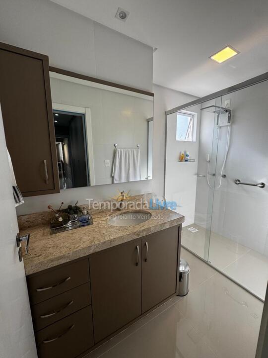 Apartamento para alquiler de vacaciones em Itapema (Meia Praia)